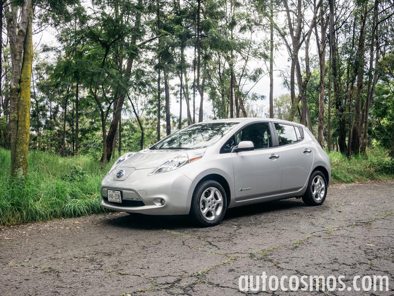 Nissan LEAF 2015