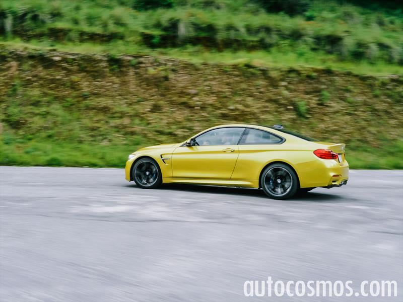 BMW M4 coupé 2015