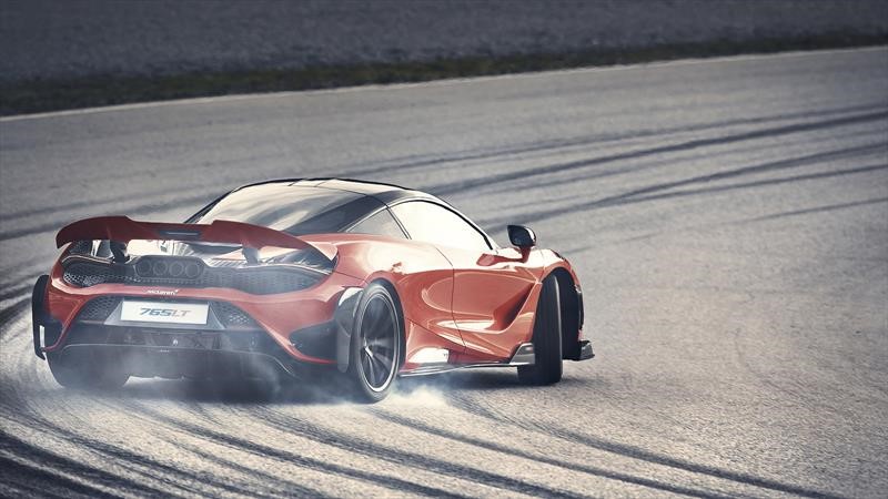 McLaren 765 LT 2021