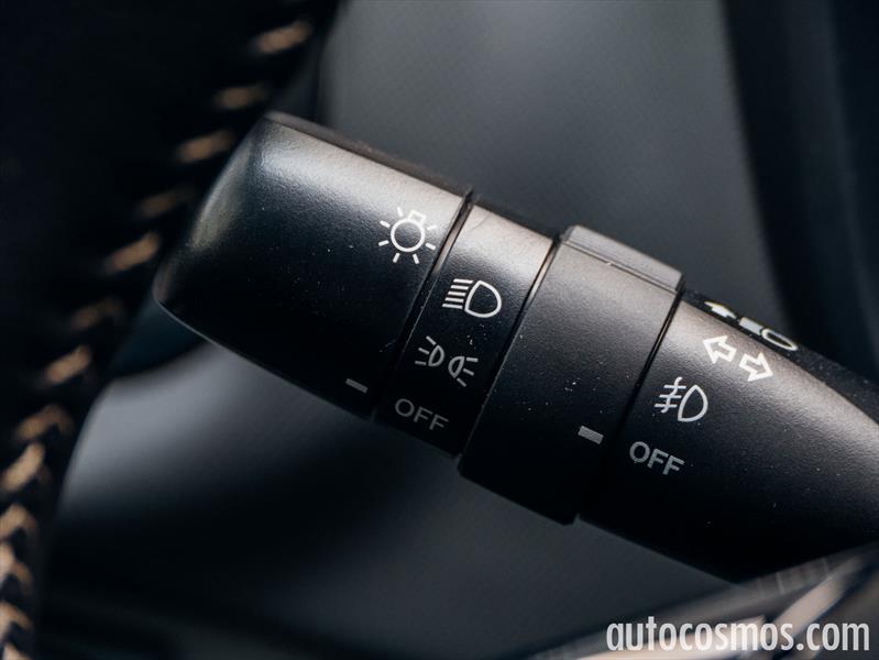 Toyota Yaris Hatchback 2015