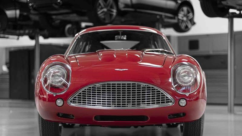 Aston Martin DB4 GT Zagato Continuation