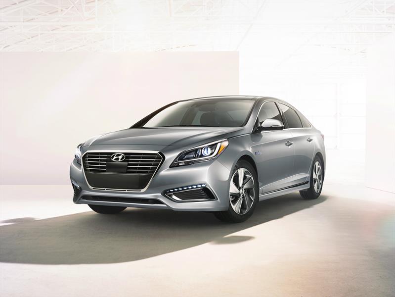 Hyundai Sonata Plug-in Hybrid 2016
