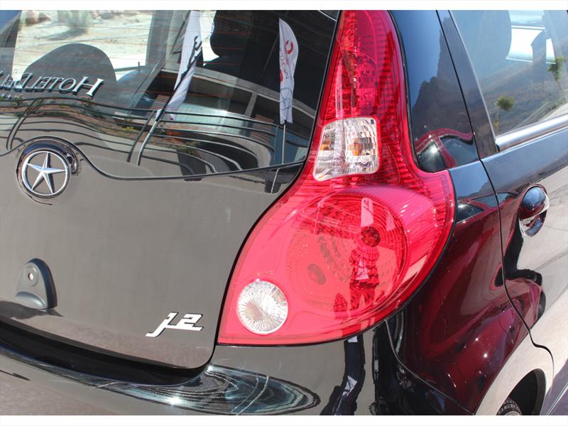 JAC J2