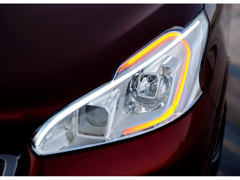 Peugeot 208 GTi Concept