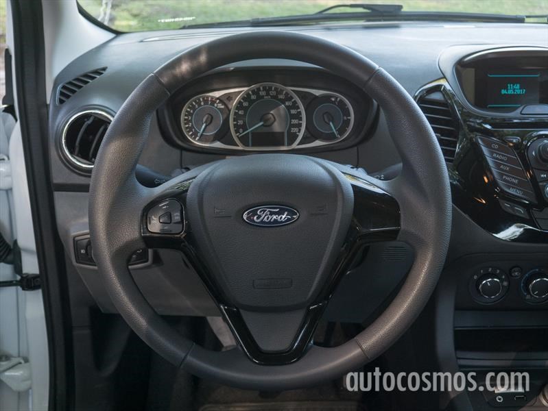 Ford Ka+ (sedán) a prueba
