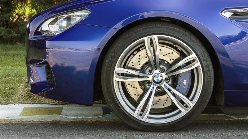 BMW M6 2013