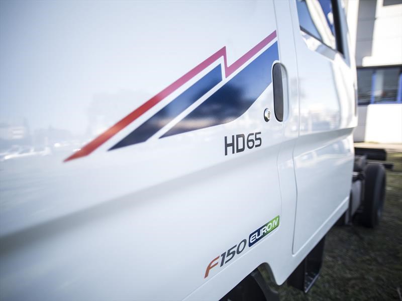 Hyundai HD65 doble cabina