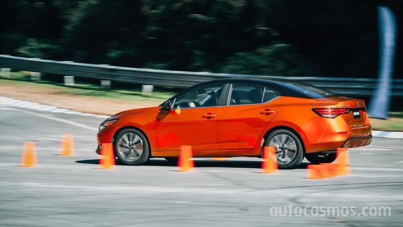 Nissan Sentra 2020 a prueba