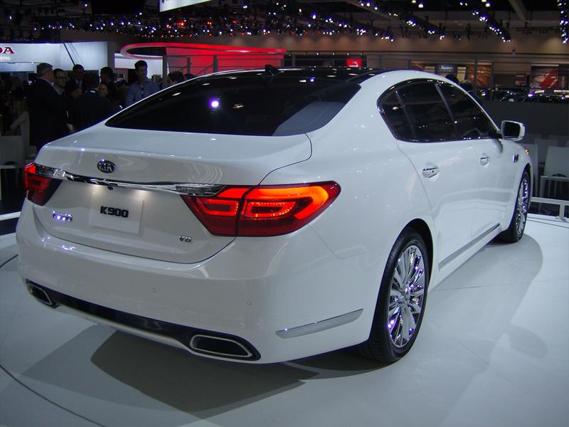 Kia K900 2014