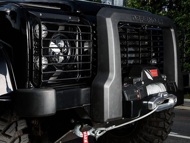 Spectre Edition Land Rover Defender 90