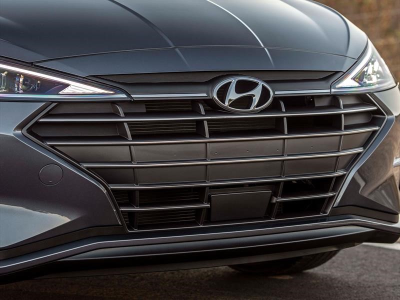 Hyundai Elantra 2019