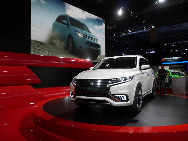 Mitsubishi Outlander PHEV Concept S