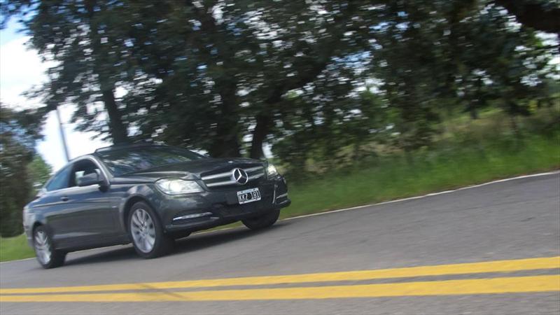 Mercedes-Benz C 250 Coupé a prueba