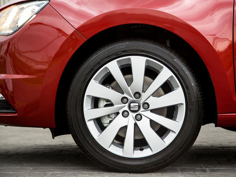 SEAT Toledo 2015