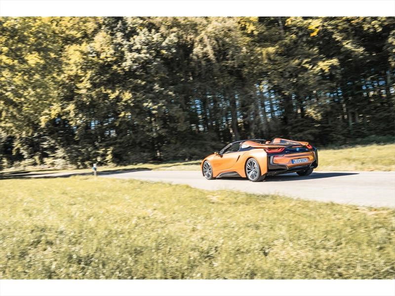 BMW i8 Roadster 2019