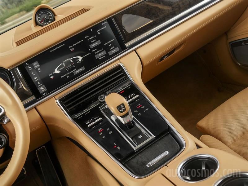 Porsche Panamera Turbo 2017