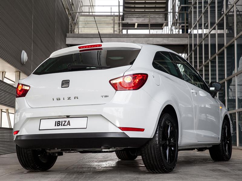 SEAT Ibiza Black 2015