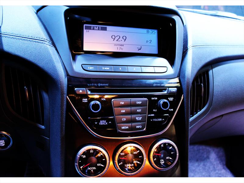 Hyundai Genesis Coupé 2012