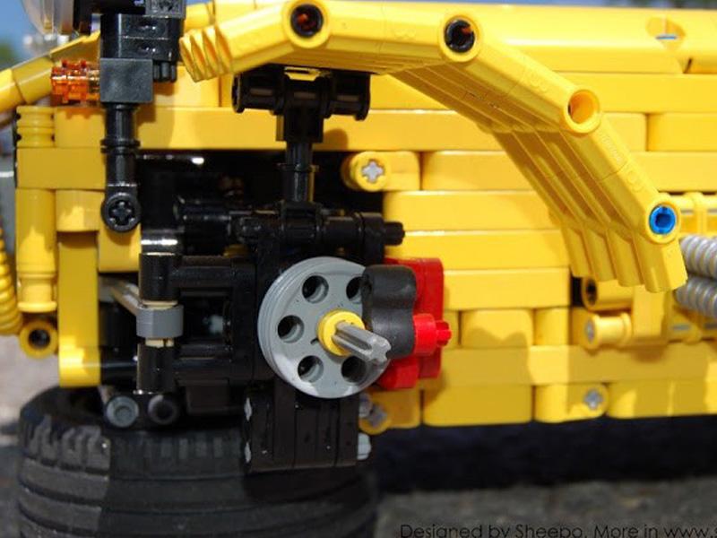 Caterham Seven a control remoto con piezas de LEGO