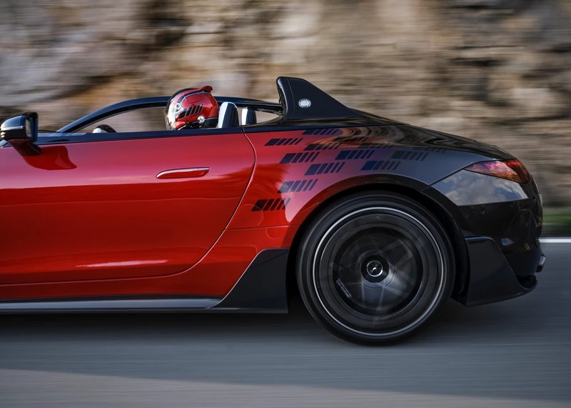 Mercedes-AMG PureSpeed