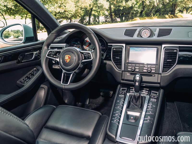 Porsche Macan 2015