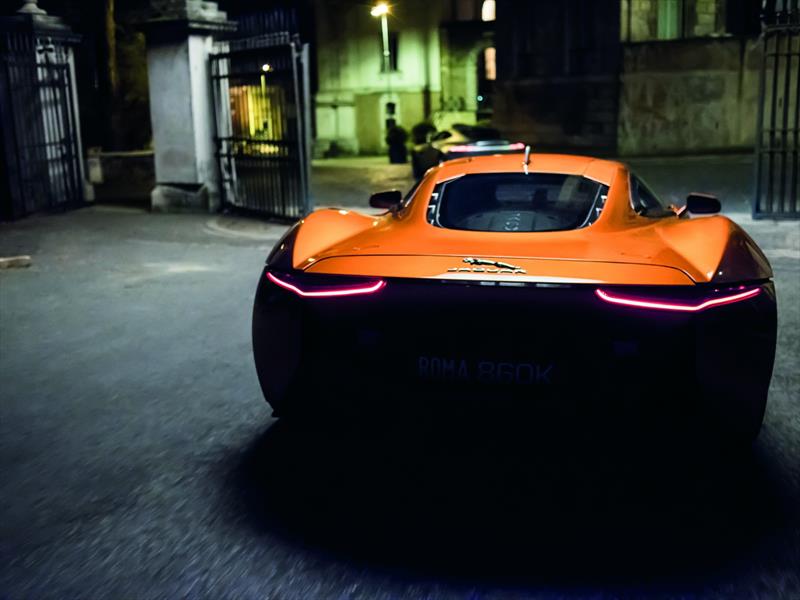 Los autos de Jaguar Land Rover en SPECTRE