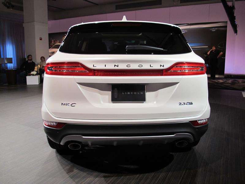 Lincoln MKC 2015 se presenta en Nueva York