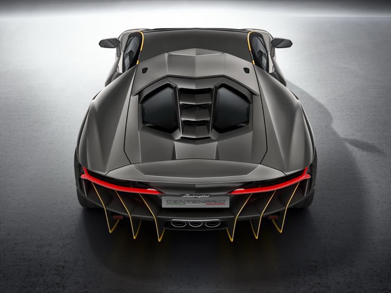 Lamborghini Centenario LP770-4