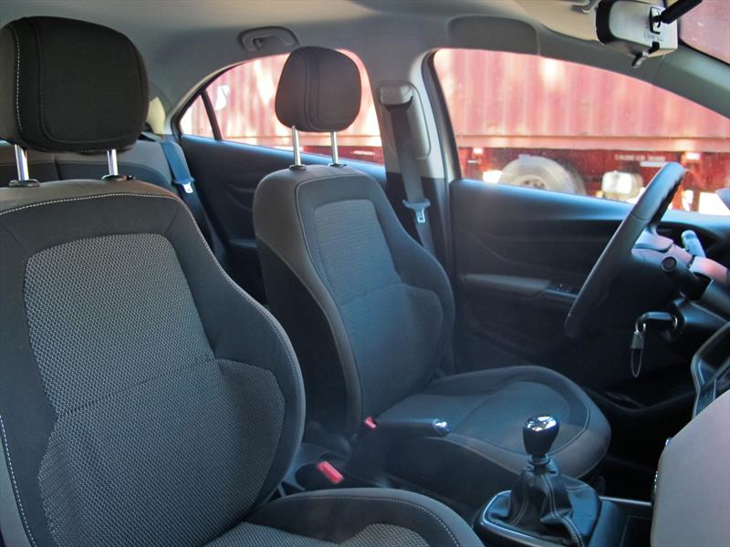 Prueba a Chevrolet Prisma