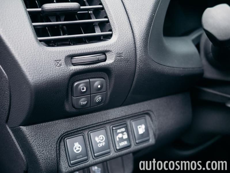 Nissan LEAF 2015