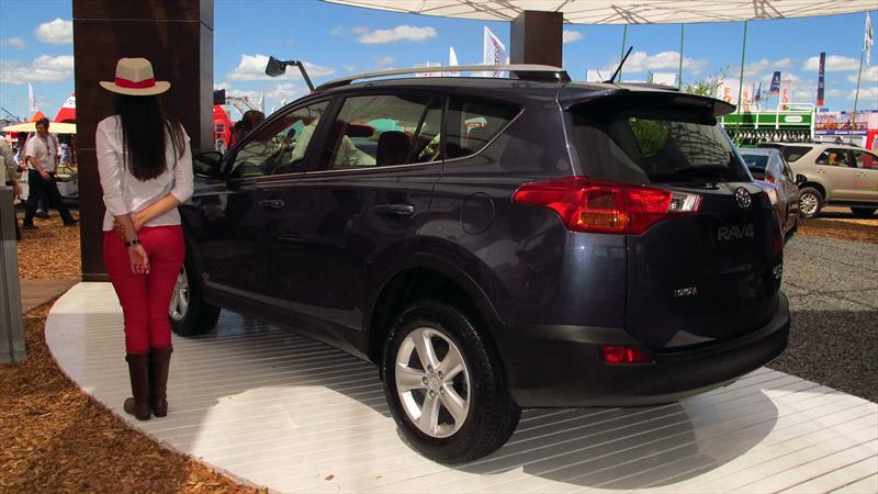 Toyota anticipa la nueva RAV4 en Expoagro 2013