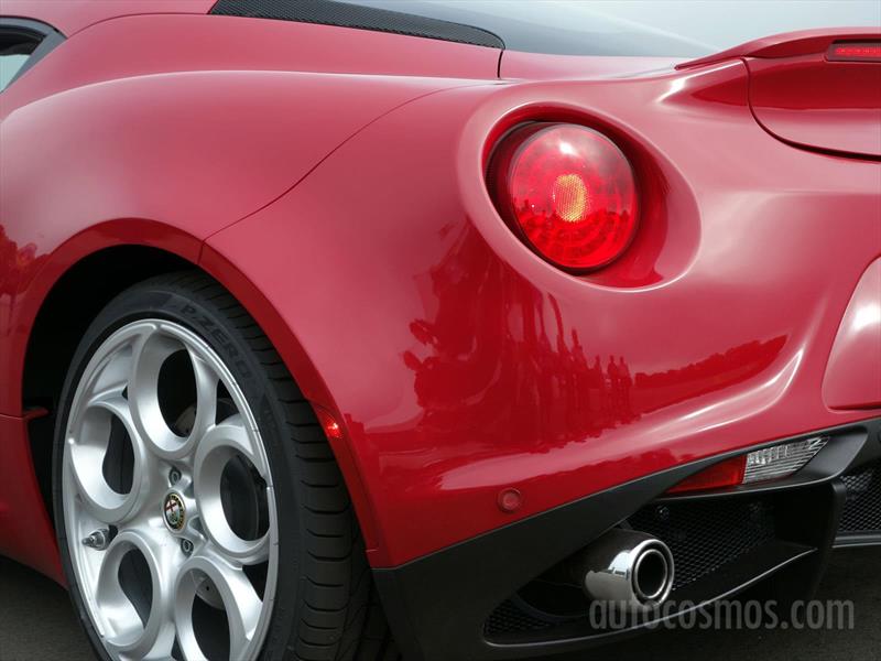 Alfa Romeo 4C 2015