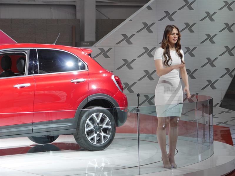 Las chicas del Auto Show de Nueva York 2015