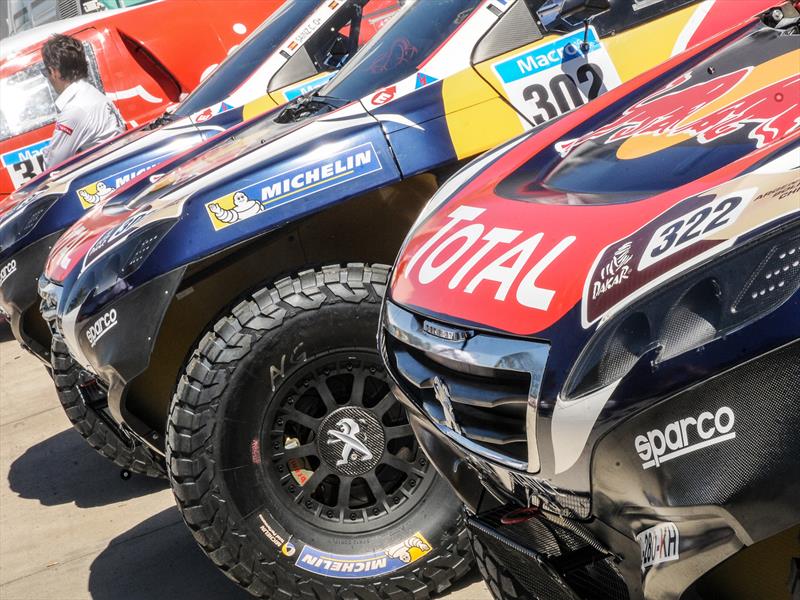 Dakar 2015: Revisión técnica y arranque