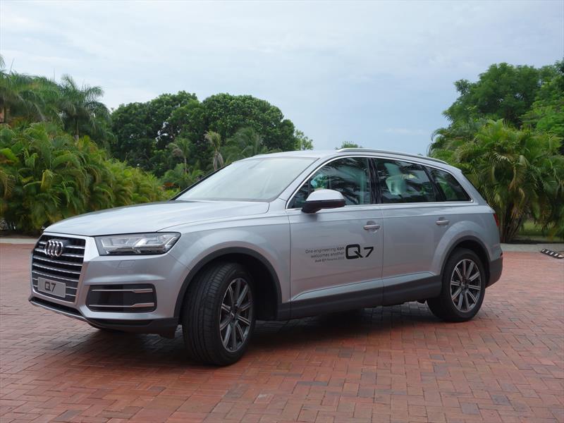 Audi Q7  Copia