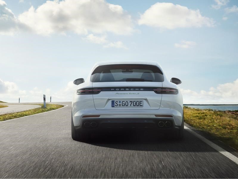 Porsche Panamera Turbo S E-Hybrid Sport Turismo