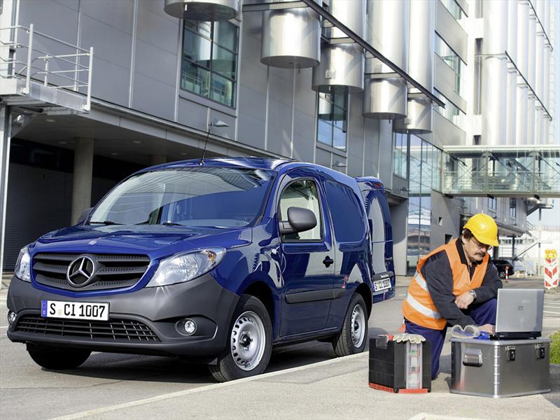 Mercedes-Benz Citan 2013