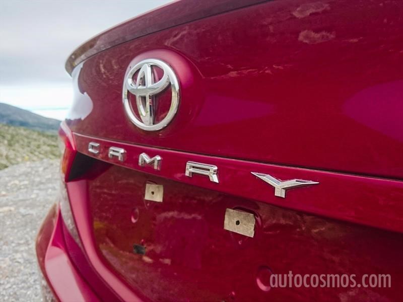 Toyota Camry 2018