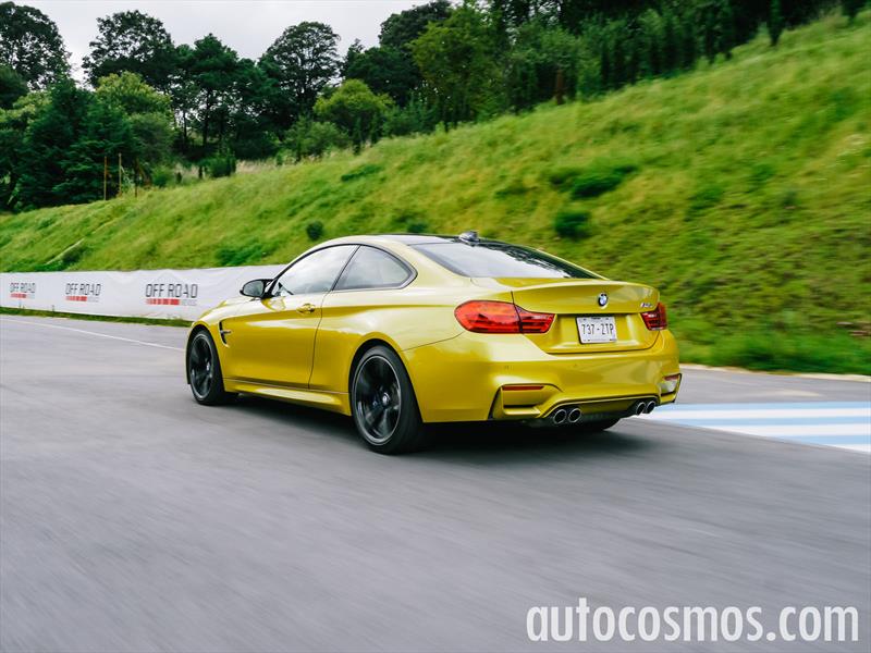 BMW M4 coupé 2015