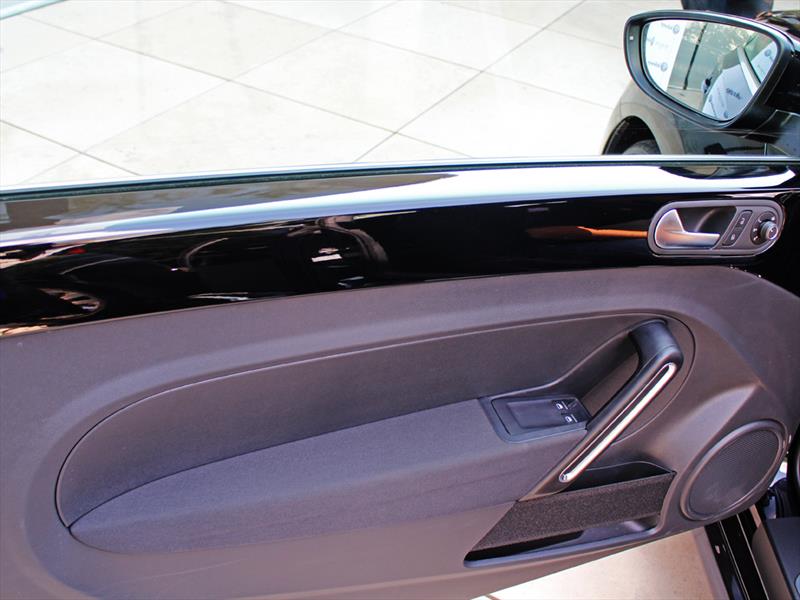 Volkswagen Beetle 2015 Lanzamiento en Chile