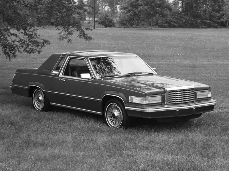 Top 10: Ford Thunderbird