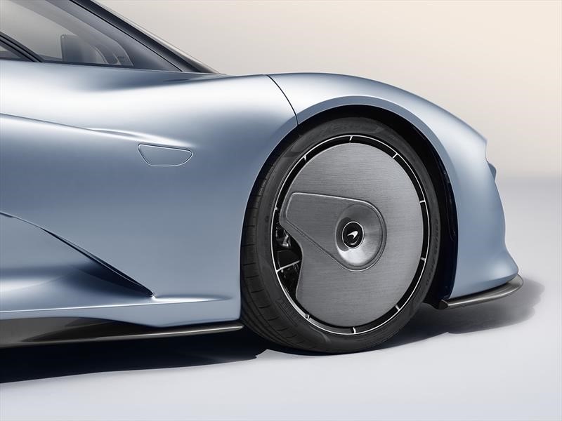 McLaren Speedtail 2020