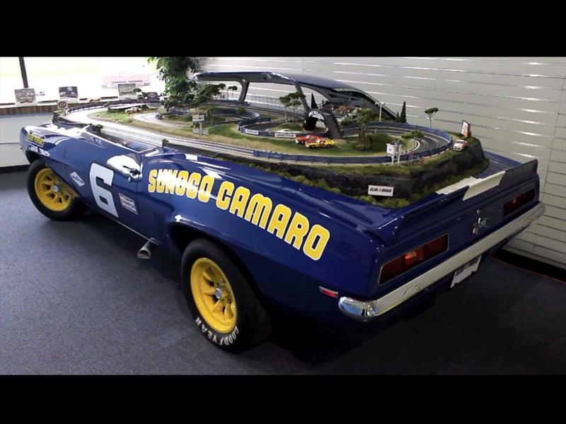 Cheverolet Camaro como pista de slot