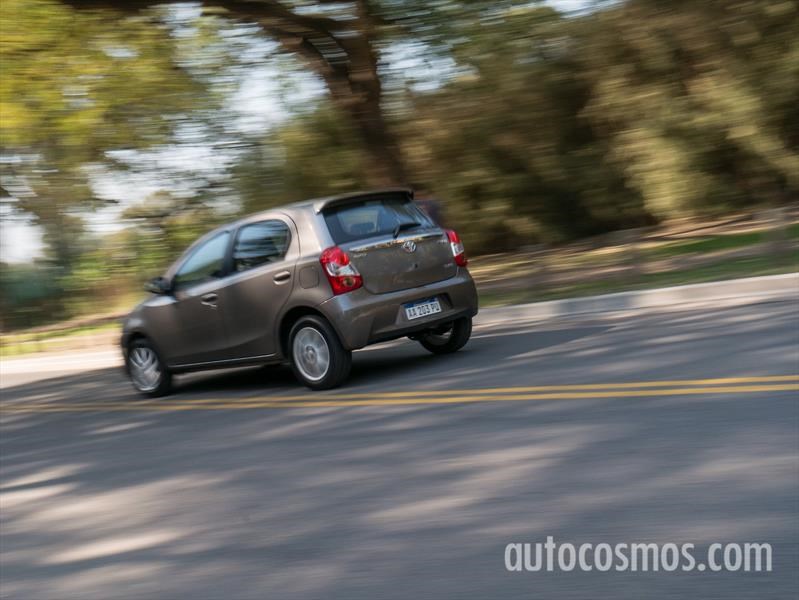 Toyota Etios Automático a prueba