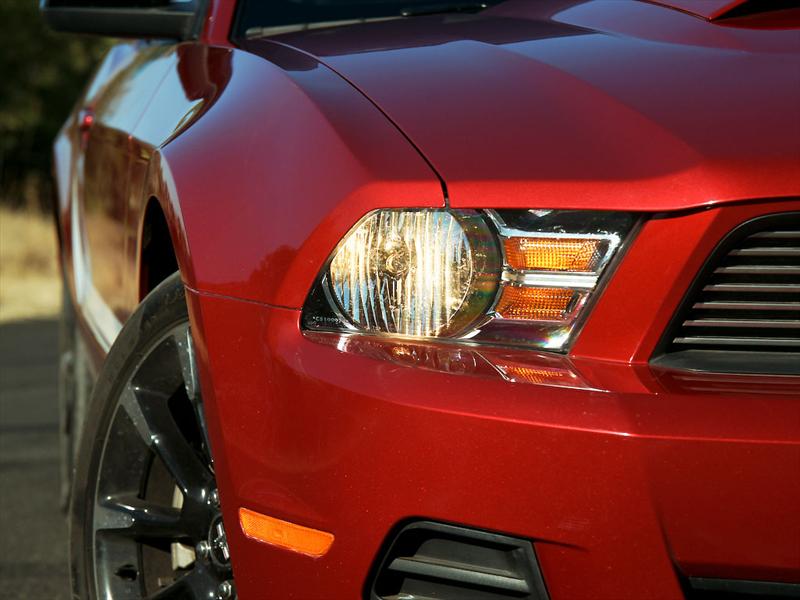 Ford Mustang ST 2012 a prueba en pista