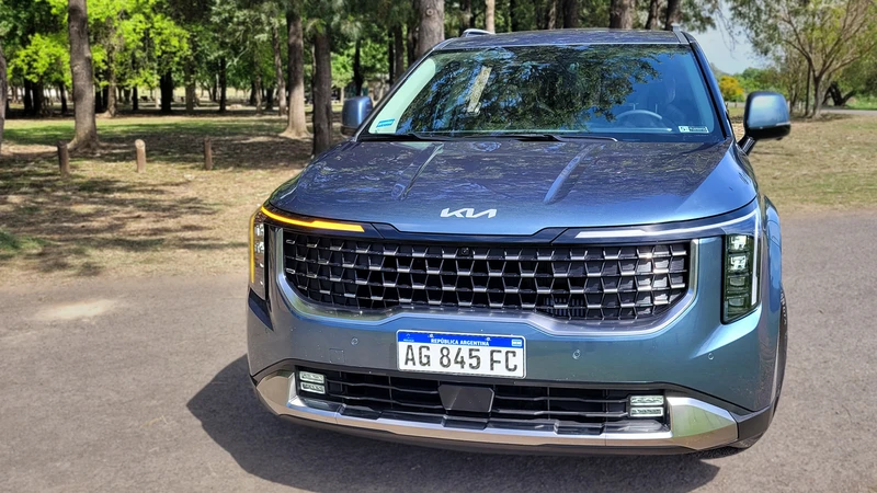 Test Drive Kia Carnival: la nave especial estrena