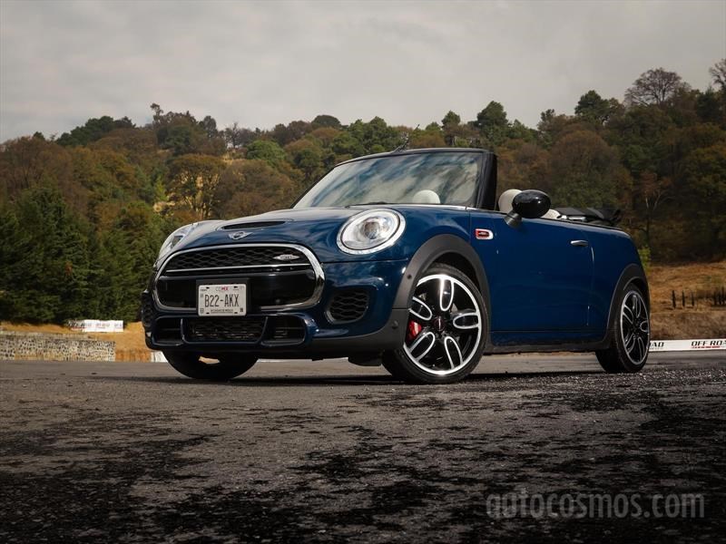 MINI John Cooper Works Convertible 2017