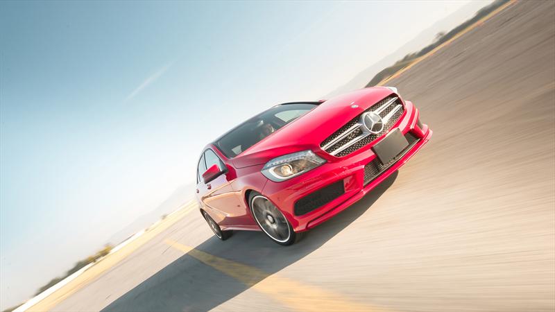 Super Prueba Mercedes-Benz A250 CGI Sport 2013