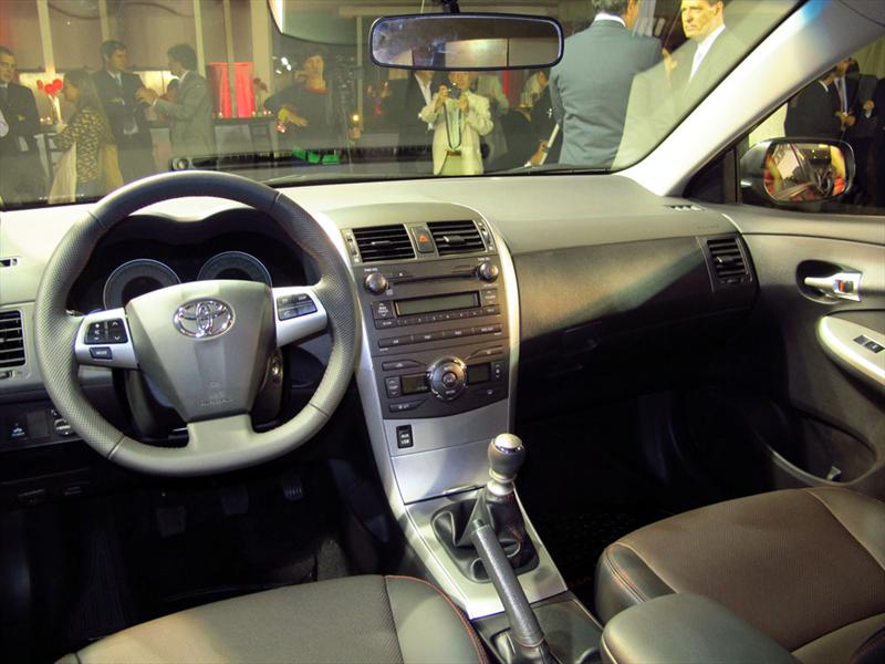 Lanzamiento nuevo Toyota Corolla XRS 2012