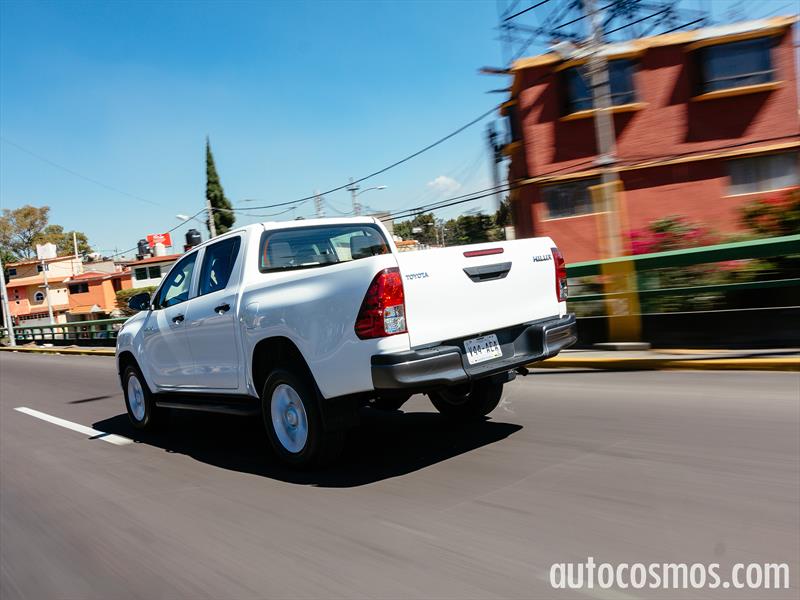 Toyota Hilux 2016